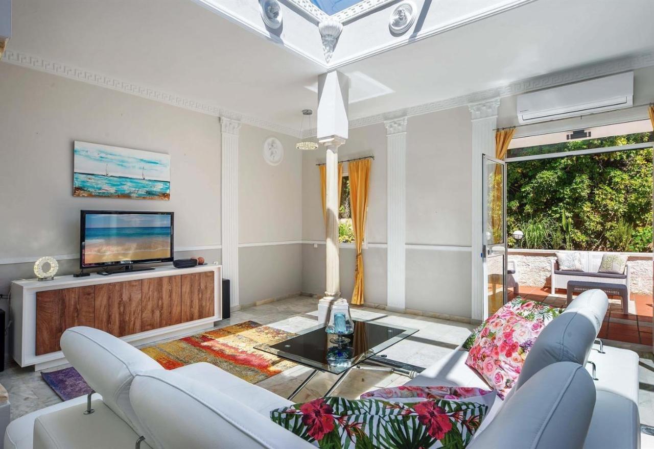 Villa Domus Vesta Marbella Exterior photo