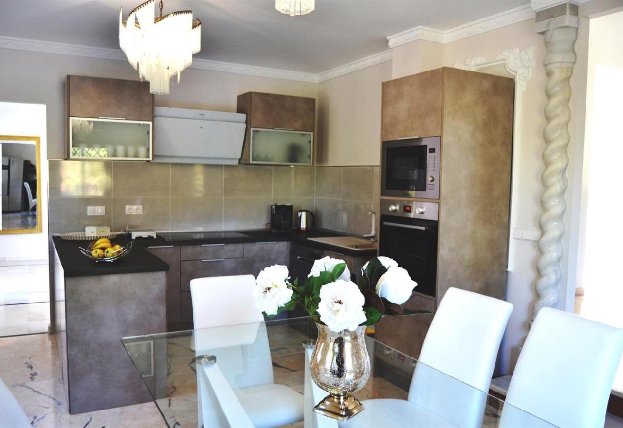Villa Domus Vesta Marbella Exterior photo